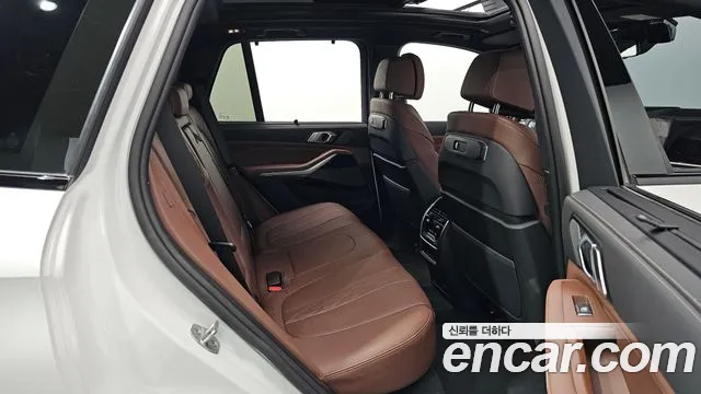 BMW X5 — Фото автомобиля 10