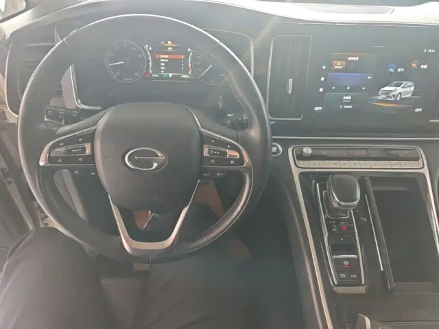 GAC Trumpchi M8 — Фото автомобиля 9