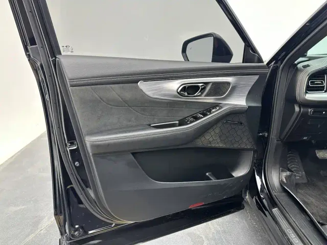 GAC Trumpchi GS8 — Фото автомобиля 14