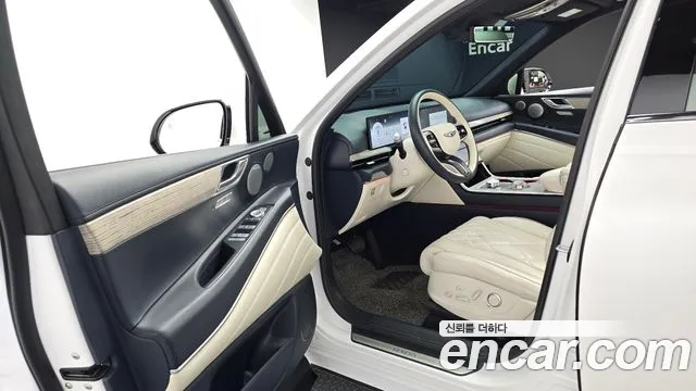 Genesis GV80 — Фото автомобиля 10