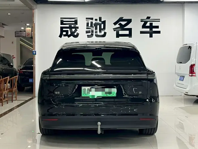 Li Auto i6 — Фото автомобиля 8
