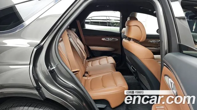 Genesis GV70 2.5T Бензин AWD — Фото автомобиля 10