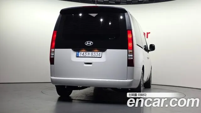 Hyundai Staria Staria — Фото автомобиля 4