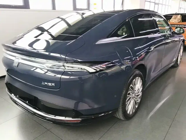 Buick Electra L7 — Фото автомобиля 6