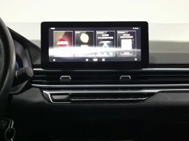 Geely Emgrand — Фото автомобиля 12