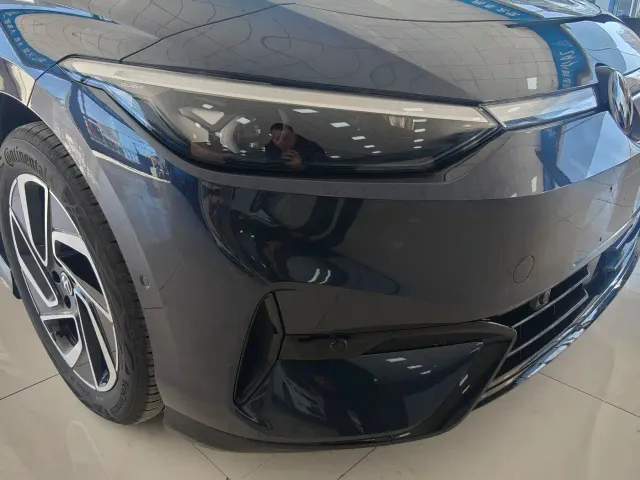 Volkswagen ID.7 Vizzion — Фото автомобиля 18