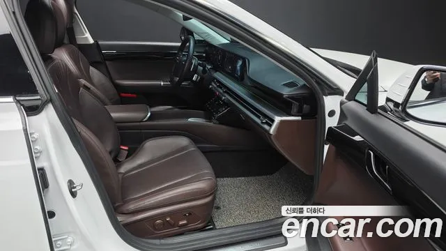 Hyundai Grandeur GN7 — Фото автомобиля 18