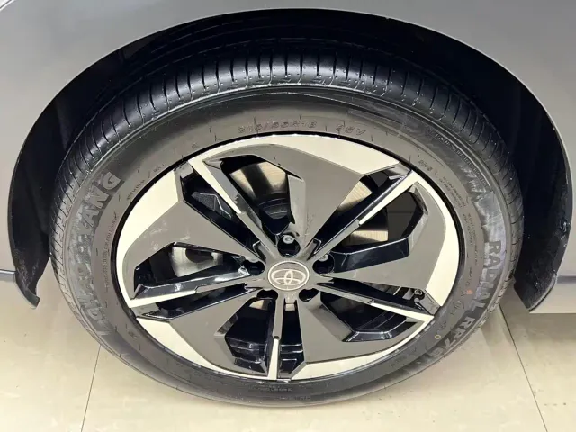 Toyota BoZhi 3X — Фото автомобиля 24