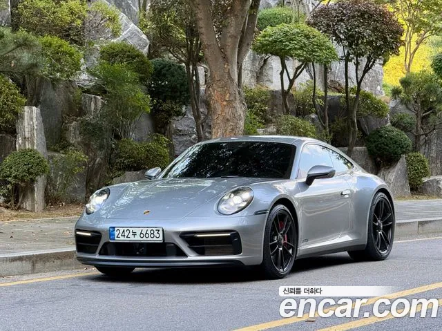 Фотография автомобиля — Porsche 911 992