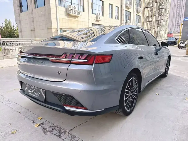 BYD Han — Фото автомобиля 11