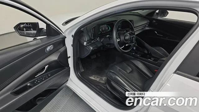 Hyundai AVANTE Smart — Фото автомобиля 10