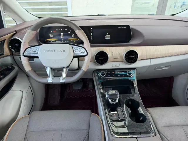 Forthing Yacht — Фото автомобиля 5