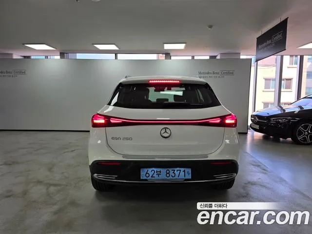 Mercedes-Benz EQA H243 — Фото автомобиля 4