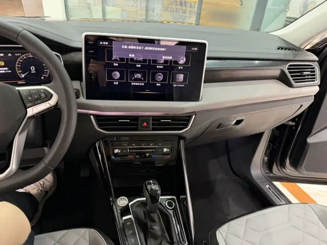 Volkswagen Tayron — Фото автомобиля 14
