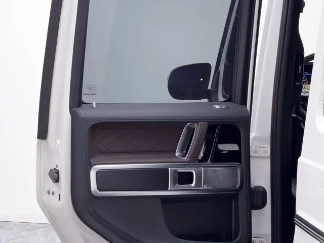 Mercedes-Benz G-Class — Фото автомобиля 27