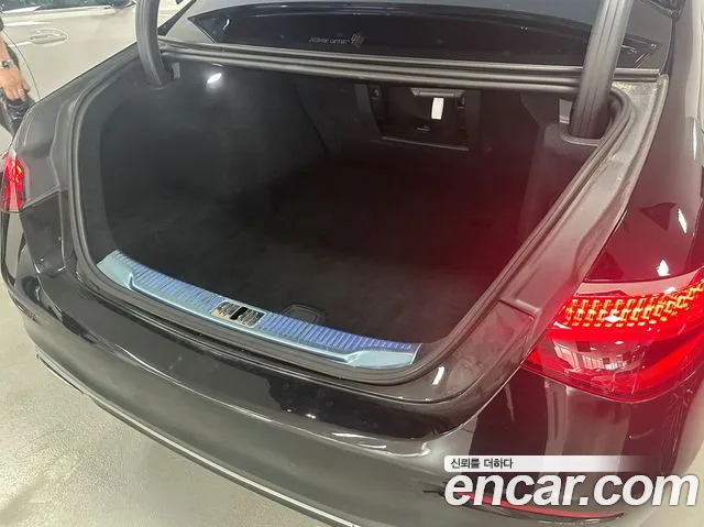 Mercedes-Benz S-Class W223 — Фото автомобиля 11