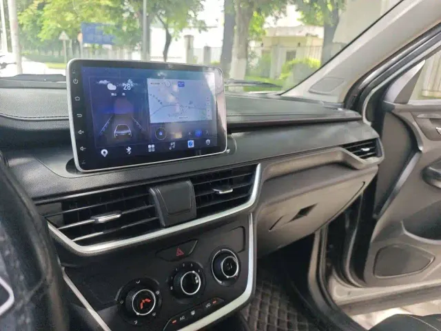 Wuling Hongguang S3 — Фото автомобиля 5