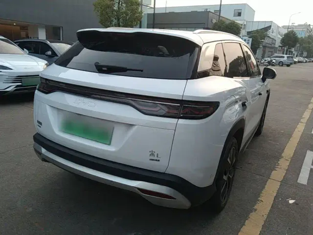 BYD Song L DM-i — Фото автомобиля 6