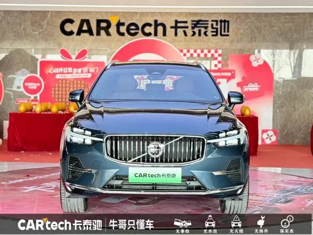 Volvo XC60 — Фото автомобиля 2