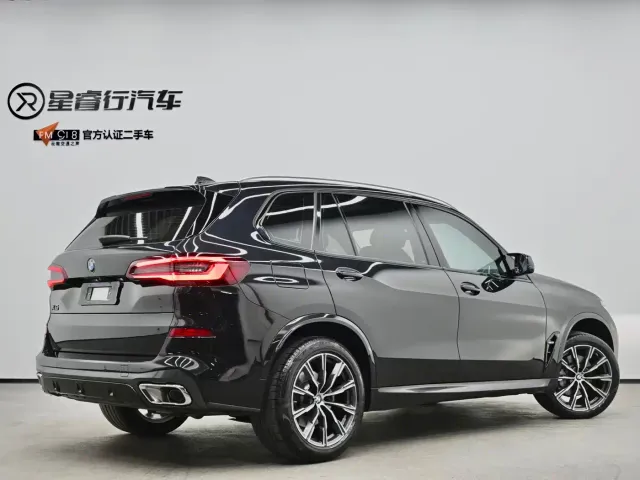 BMW X5 — Фото автомобиля 6
