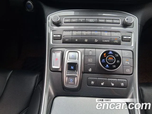 Hyundai Santafe Новый Santa Fe Дизель 2.2 4WD — Фото автомобиля 9