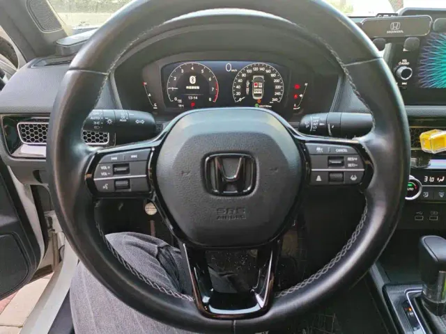 Honda Civic — Фото автомобиля 15