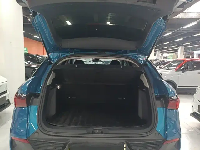 BYD Yuan PLUS — Фото автомобиля 18