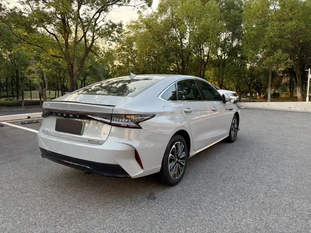 Chery Fulwin A8 — Фото автомобиля 12