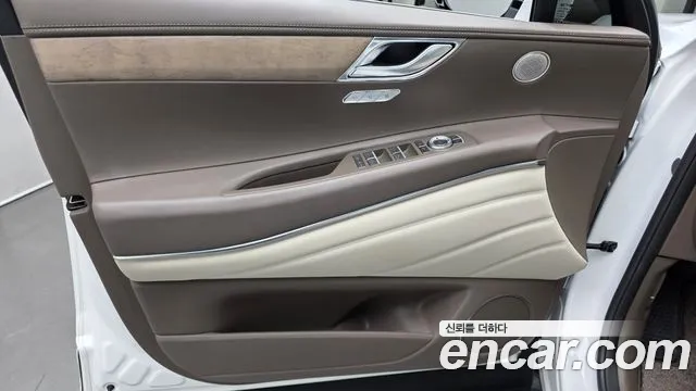 Genesis GV80 — Фото автомобиля 13