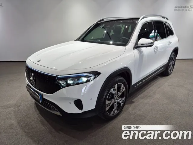 Фотография автомобиля — Mercedes-Benz EQB X243