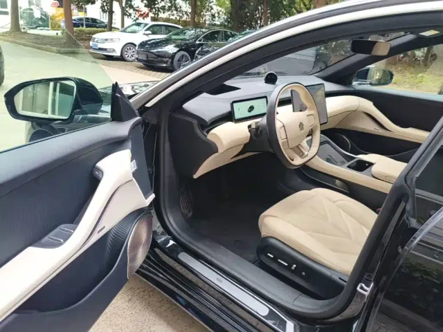 Nio ET5 Touring — Фото автомобиля 15