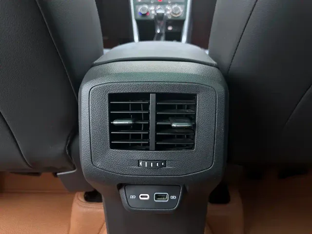 Volkswagen T-Cross — Фото автомобиля 15