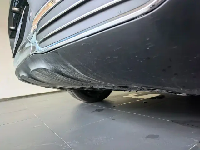 Mercedes-Benz EQE SUV — Фото автомобиля 10