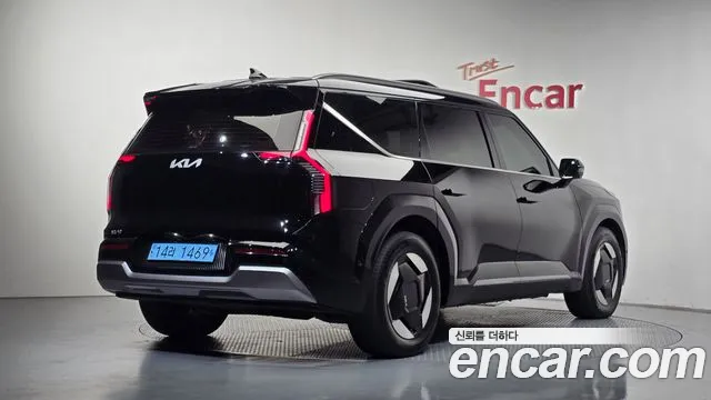 Kia EV9 — Фото автомобиля 2