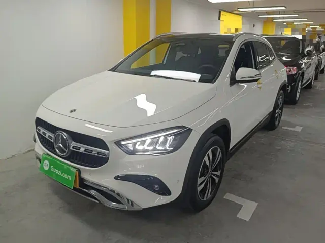 Фотография автомобиля — Mercedes-Benz GLA-Class
