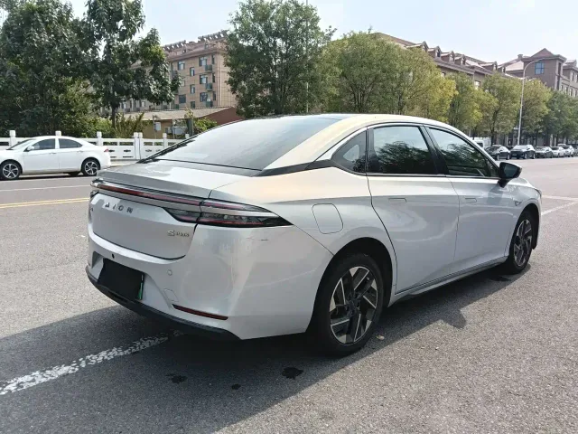 GAC Aion S Plus — Фото автомобиля 5