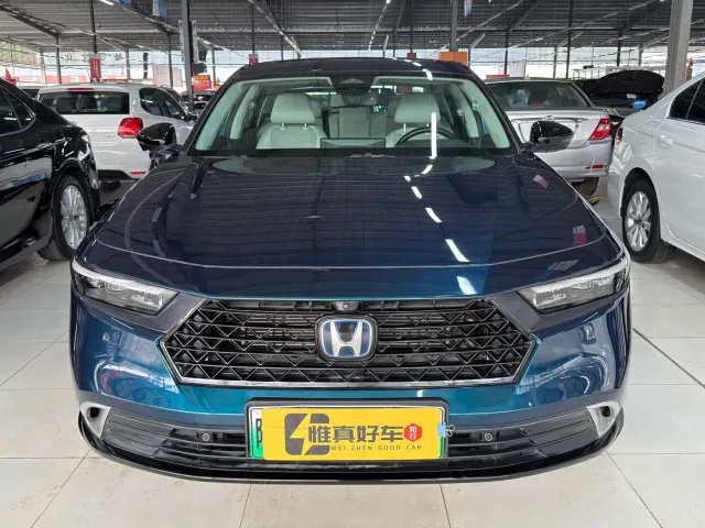 Honda Accord — Фото автомобиля 2