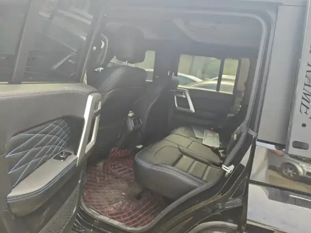 BAIC ORV Beijing Offroad BJ40 2024 2.0T Urban Hunter Glory Edition — Фото автомобиля 11