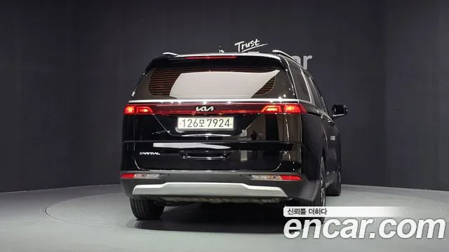 Kia Carnival 4th Gen — Фото автомобиля 4