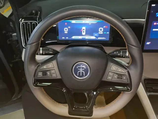 BYD Song Pro — Фото автомобиля 10