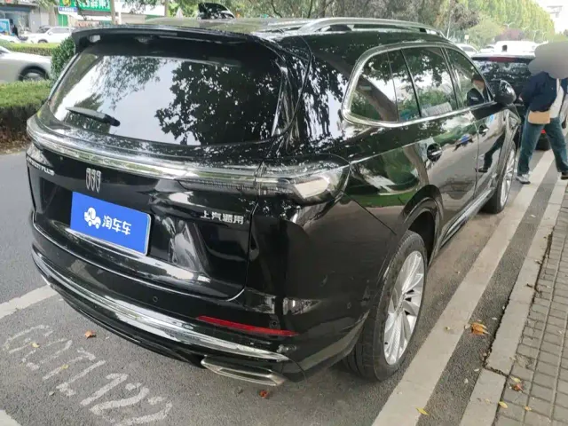 Buick Envision Plus — Фото автомобиля 3