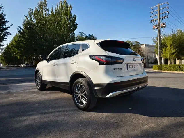 Nissan Qashqai — Фото автомобиля 6