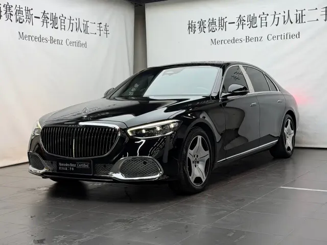 Фотография автомобиля — Mercedes-Benz S-Class