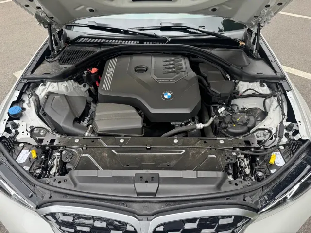 BMW 3 Series — Фото автомобиля 22