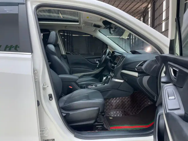 Subaru Forester — Фото автомобиля 30