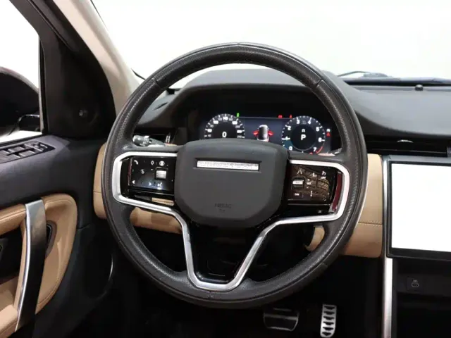 Land Rover Discovery Sport — Фото автомобиля 12