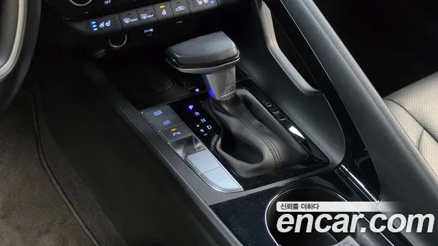 Hyundai Avante — Фото автомобиля 12