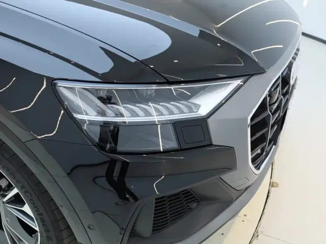 Audi Q8 — Фото автомобиля 12
