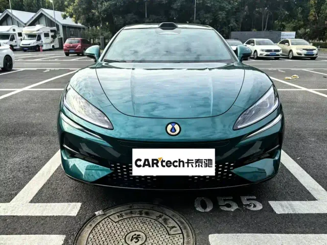Denza Z9GT — Фото автомобиля 3