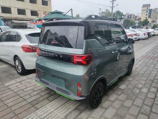 Wuling Hongguang Mini EV — Фото автомобиля 6